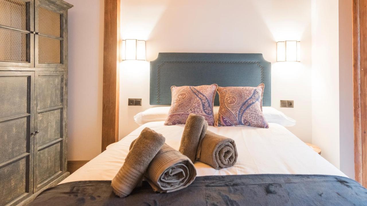 Apartamentos Boutique Pinocho โตเลโด ภายนอก รูปภาพ