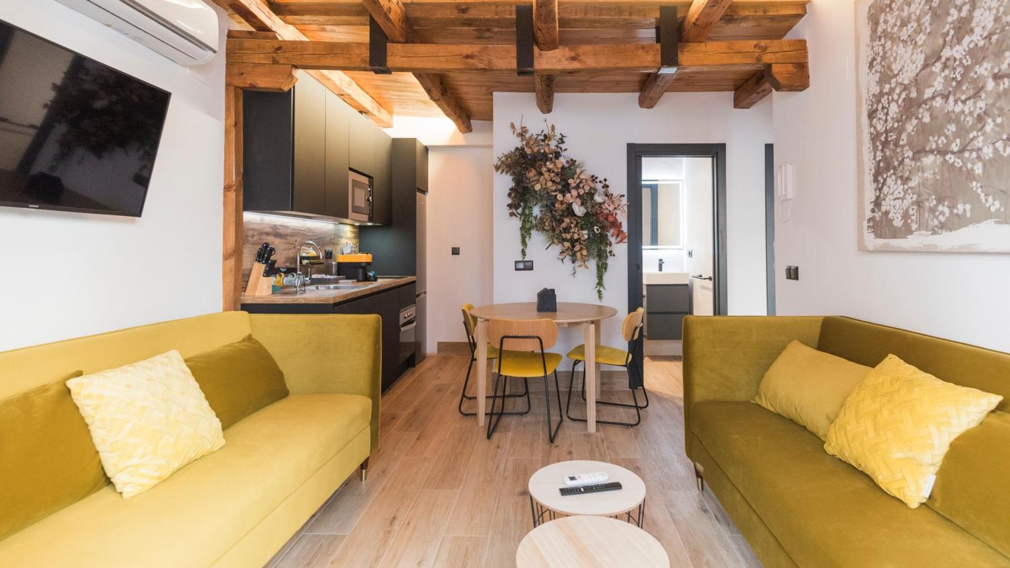 Apartamentos Boutique Pinocho โตเลโด ภายนอก รูปภาพ